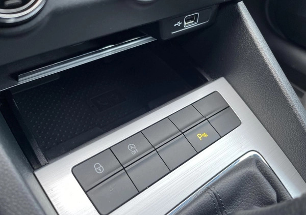 Skoda Octavia cena 69900 przebieg: 97878, rok produkcji 2019 z Łobżenica małe 352